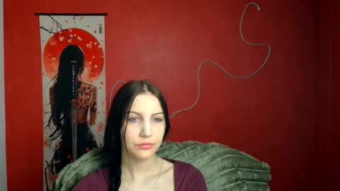 Snapshot of ellie_esmi chatting on May 22, 11:16 am ellie_esmi online show from May 22, 11:16 am
