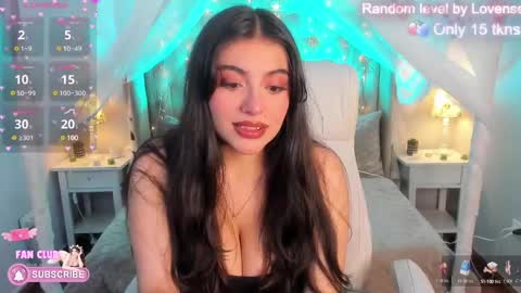 Snapshot of ellie_jhonson_ chatting on February 23, 5:34 am  Ellie Jhonson  online show from February 23, 5:34 am