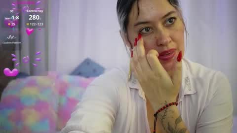 Snapshot of ellie_ramos chatting on July 17, 2:34 pm Ellie Ramos online show from July 17, 2:34 pm