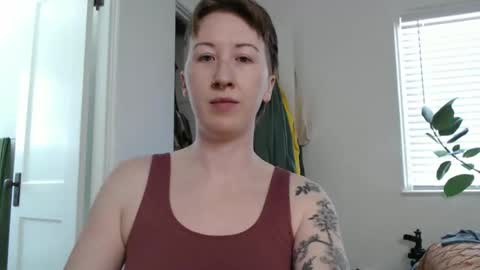 Ellie Rowyn online show from April 15, 7:58 pm