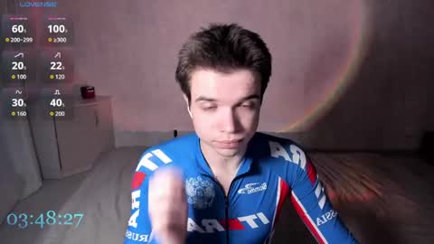 Snapshot of elliot_winki chatting on March 14, 8:47 pm elliot_winki online show from March 14, 8:47 pm