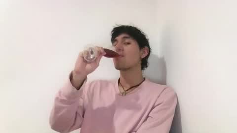 elliotazert online show from February 3, 10:37 pm