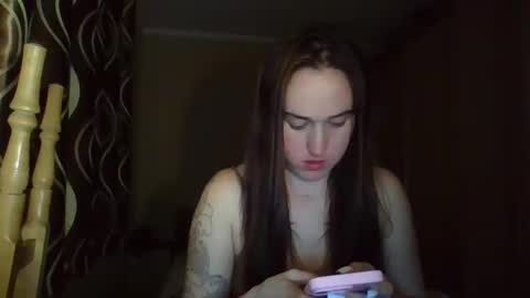 Snapshot of elliza_snow chatting on April 15, 11:05 pm Eliza online show from April 15, 11:05 pm