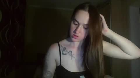 Snapshot of elliza_snow chatting on April 16, 6:30 pm Eliza online show from April 16, 6:30 pm