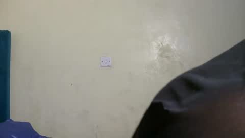 elllanna online show from June 19, 1:32 am