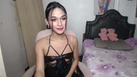 ELLORREY online show from April 10, 5:01 am