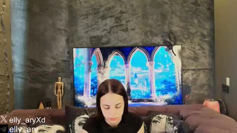 Snapshot of elly_ary chatting on March 19, 10:58 pm elly_ary online show from March 19, 10:58 pm