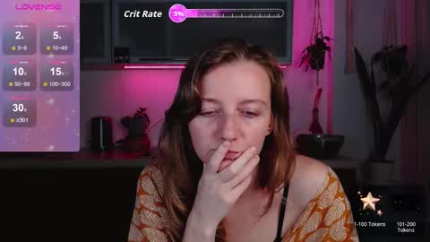 Snapshot of elly_helly chatting on September 13, 7:57 pm elly_helly online show from September 13, 7:57 pm