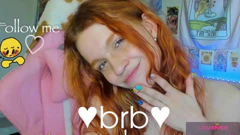 Snapshot of elly_milas chatting on April 23, 10:36 am Elly Fansly online show from April 23, 10:36 am