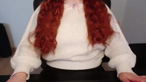 Elly online show from April 14, 4:46 pm