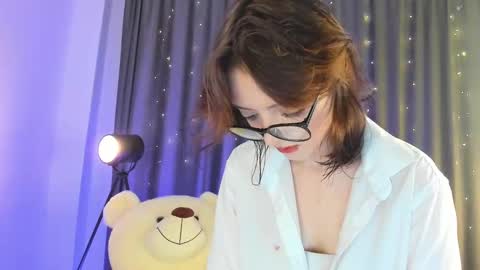 Snapshot of ellyford chatting on January 1, 8:26 pm Elly online show from January 1, 8:26 pm