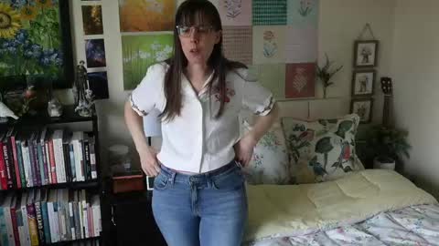 Snapshot of ellynaomi chatting on May 8, 5:18 pm Elly Naomi online show from May 8, 5:18 pm