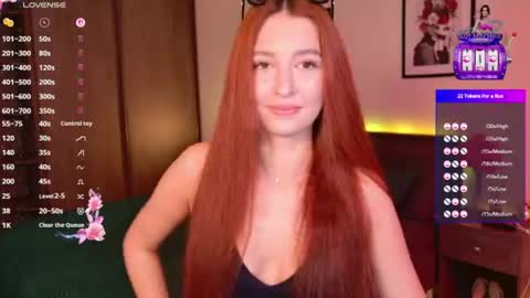 Snapshot of ellypeach chatting on July 1, 11:45 am EllyPeach online show from July 1, 11:45 am