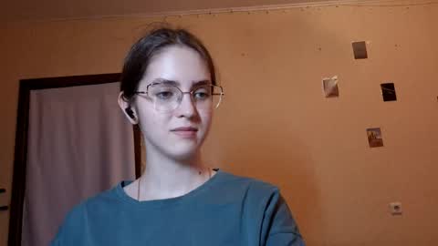 Kate online show from June 3, 2:19 pm