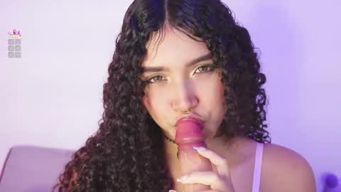 eloise_sweet online show from April 7, 6:52 pm