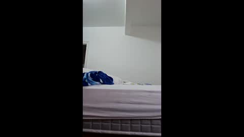 Snapshot of eloy1974 chatting on May 13, 10:56 am eloy1974 online show from May 13, 10:56 am