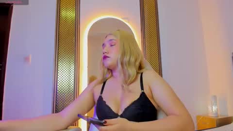 Elsa online show from February 16, 12:12 pm