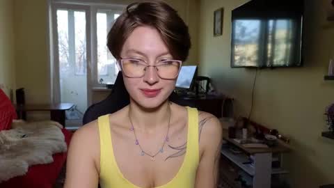 Snapshot of elsaangel chatting on October 31, 2:34 am elsaangel online show from October 31, 2:34 am