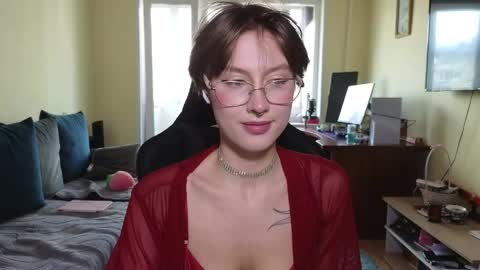 elsaangel online show from April 24, 8:39 am