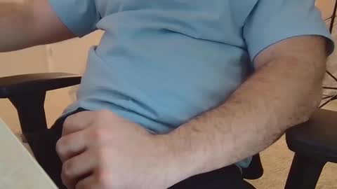 Snapshot of eltanke2206 chatting on May 9, 10:15 pm alexgarg online show from May 9, 10:15 pm