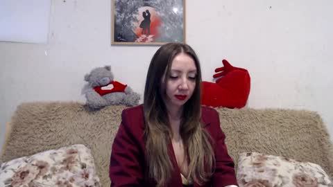 Snapshot of elvinasweet chatting on April 16, 1:39 am ElvinaSweet online show from April 16, 1:39 am