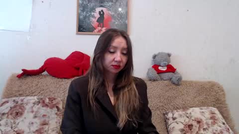 Snapshot of elvinasweet chatting on April 20, 5:43 am ElvinaSweet online show from April 20, 5:43 am
