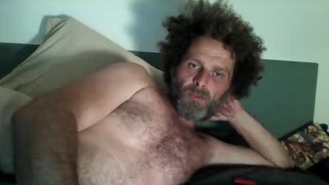 elyjahoye online show from April 14, 8:59 pm