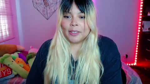 Ely online show from November 12, 8:41 pm