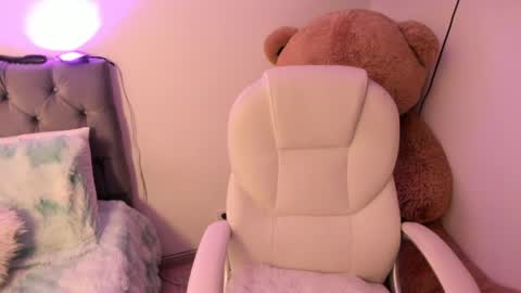 Ross online show from April 15, 11:05 pm