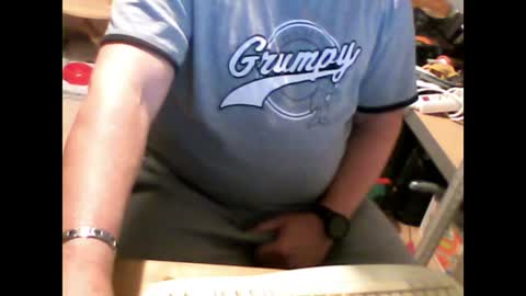 Snapshot of em_77_4 chatting on July 5, 12:06 am Em online show from July 5, 12:06 am