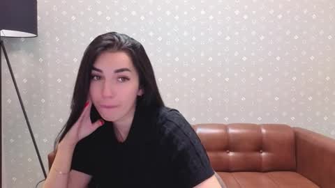 Snapshot of ema_grasie chatting on November 19, 1:44 pm ema_grasie online show from November 19, 1:44 pm