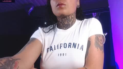 ema_ploxx online show from May 29, 2:20 am