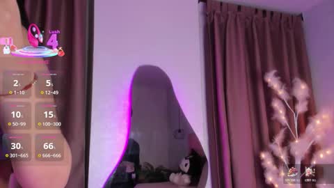 Snapshot of emalinda__hills chatting on March 26, 3:01 am EMA online show from March 26, 3:01 am