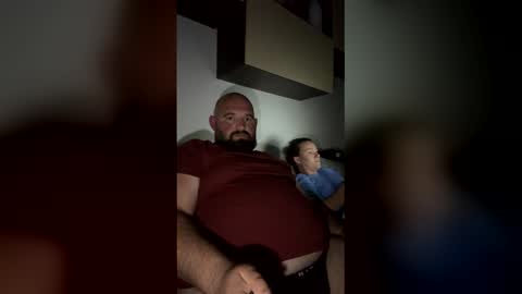Snapshot of emanuel_berta chatting on April 28, 9:09 pm emanuel_berta online show from April 28, 9:09 pm