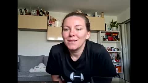 Snapshot of emanuel_berta chatting on May 15, 7:37 am emanuel_berta online show from May 15, 7:37 am