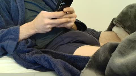 Snapshot of emberdominus chatting on October 14, 8:20 pm EmberDominus online show from October 14, 8:20 pm