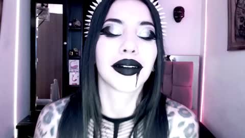 Emerald Black online show from December 5, 9:17 am