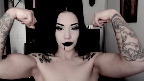 Emerald Black online show from December 15, 4:17 am