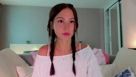 Snapshot of emelia_fox chatting on May 11, 2:06 am Emmy the sly little fox HTP is open an unforgettable show awaits you. I undress in private online show from May 11, 2:06 am