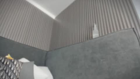 emelie_89 online show from March 19, 11:36 am