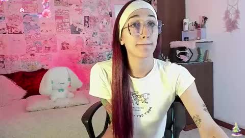 Emely Rous online show from December 17, 1:22 am