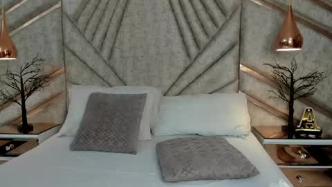 Emely online show from April 12, 3:33 am