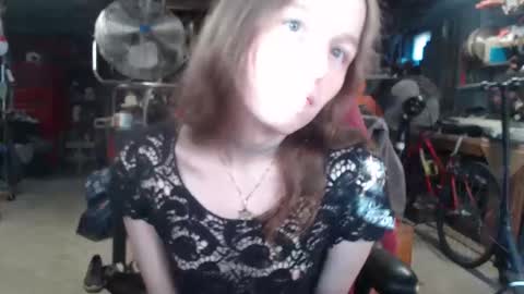 Emerald online show from October 27, 7:07 pm