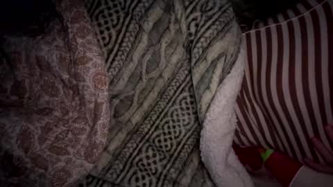 Snapshot of emersoncane chatting on January 6, 10:15 pm popalottapuss - puddin tits - daddy - buttercup - bonfire - Mrs. Fuck Yea - hibeams - honey buns - online show from January 6, 10:15 pm