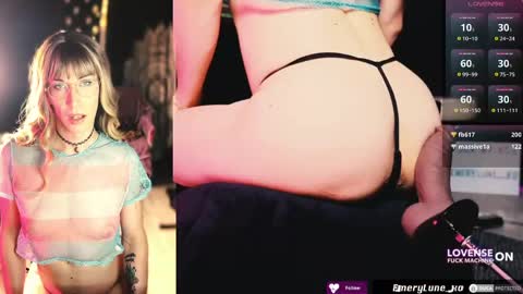 Snapshot of emerylune_xo chatting on June 3, 2:58 am Emery Lune online show from June 3, 2:58 am