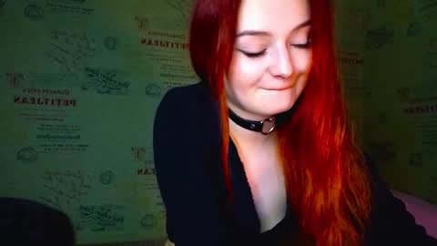 Snapshot of emi_less chatting on October 6, 4:37 pm Emi online show from October 6, 4:37 pm