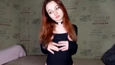 Snapshot of emi_less chatting on October 17, 4:20 pm Emi online show from October 17, 4:20 pm