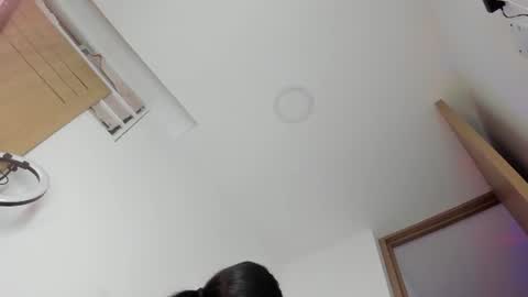 Snapshot of emiily15_ chatting on June 22, 10:18 pm Emi online show from June 22, 10:18 pm