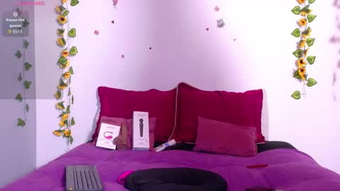 Emily online show from March 18, 10:29 am