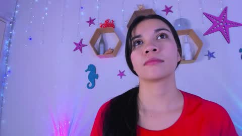 Snapshot of emiily_parkerr chatting on September 24, 3:21 am Emily online show from September 24, 3:21 am
